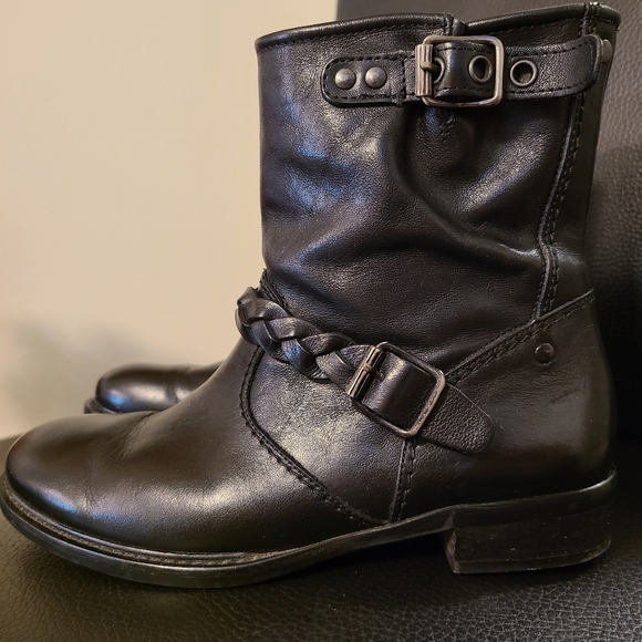 Paul Green Black Zipped Boots with Decorative Buckles, Size 6 US - Picture 10 of 14